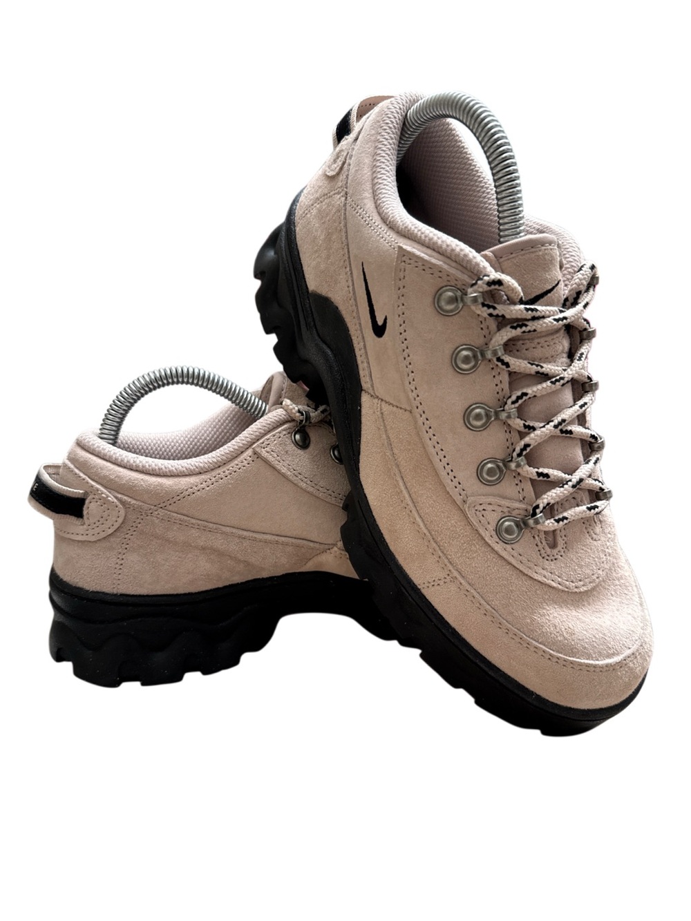 NIKE LAHAR LOW FOSSIL STONE SNEAKER BOOT